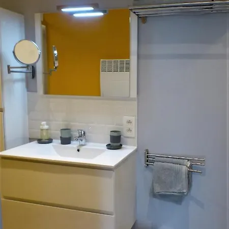 Apartment Les Terrasses De 333 Yellow Grey Malmedy